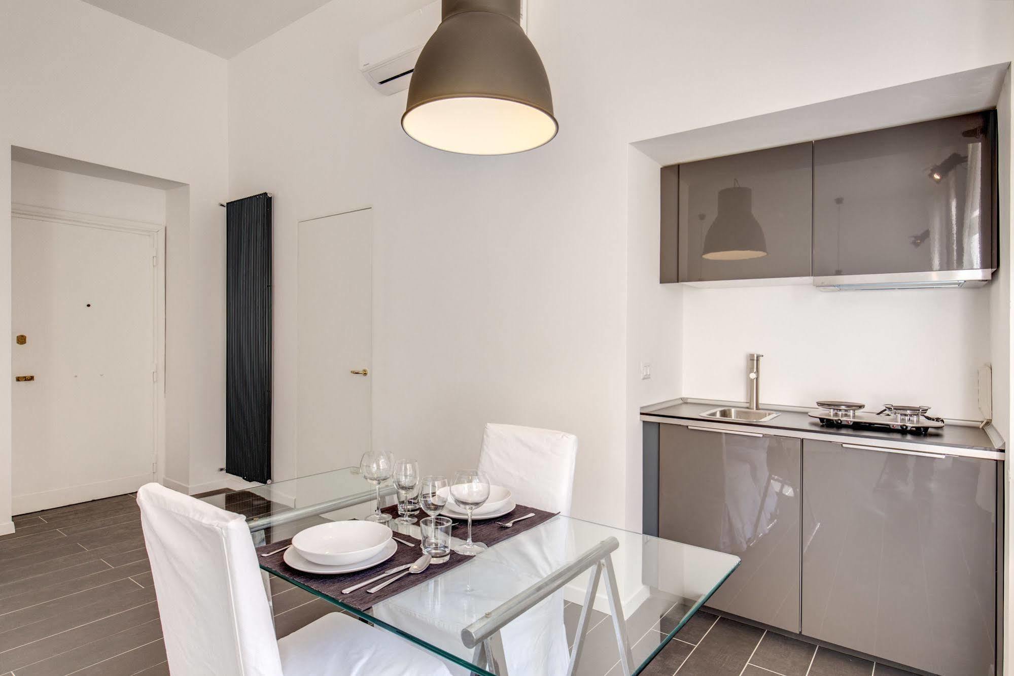 Residenza Bourbon Hotel Rome Exterior photo